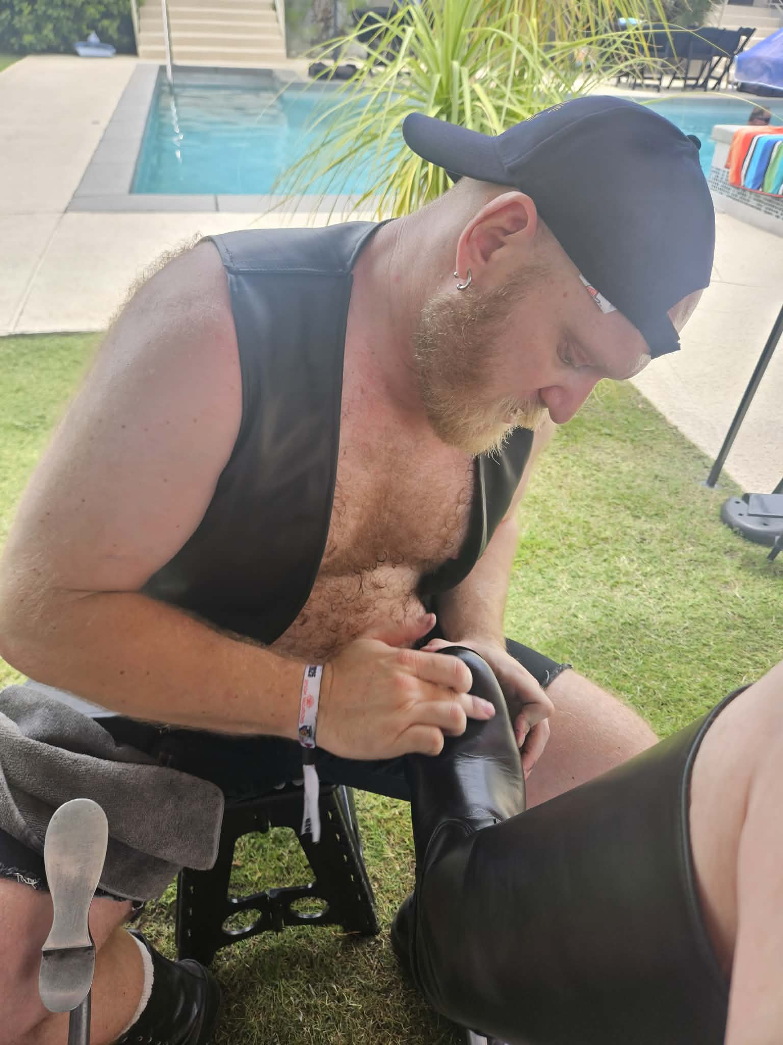 Bootblack stand
